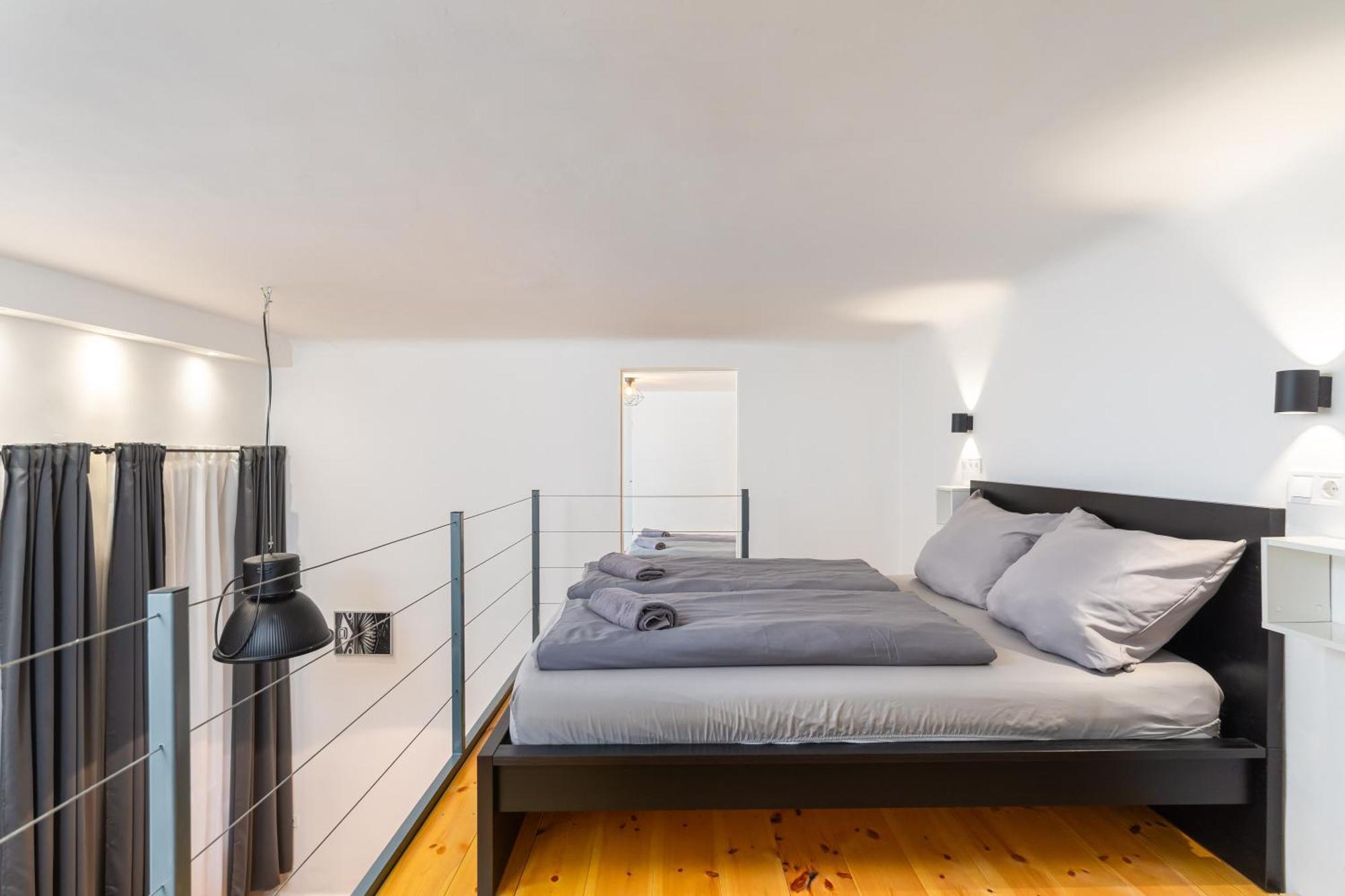 Industrial Westend Apartment