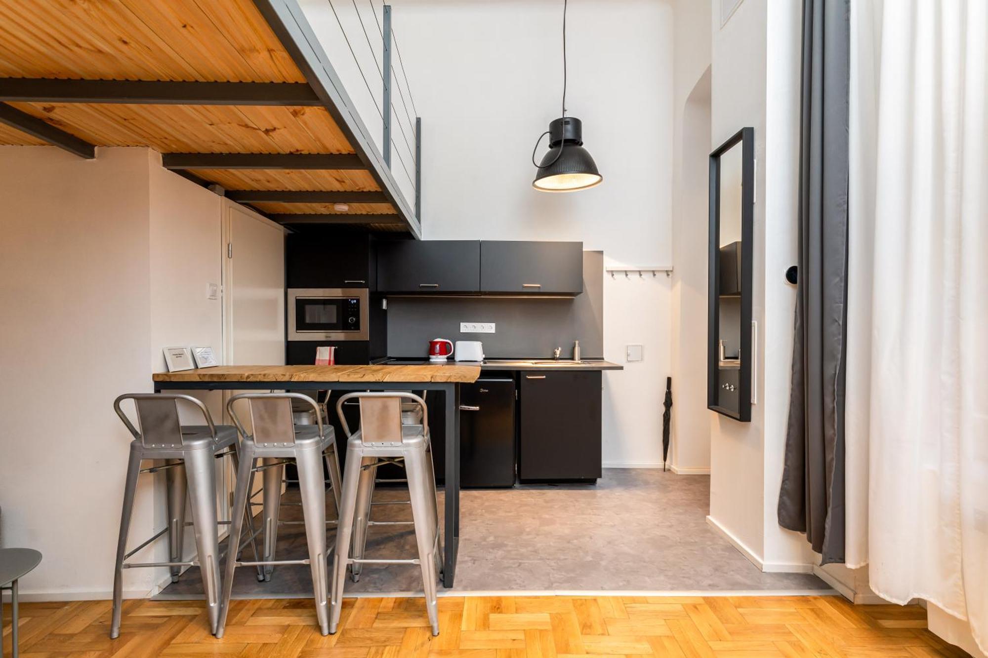 Apartment Industrial Westend Budapest