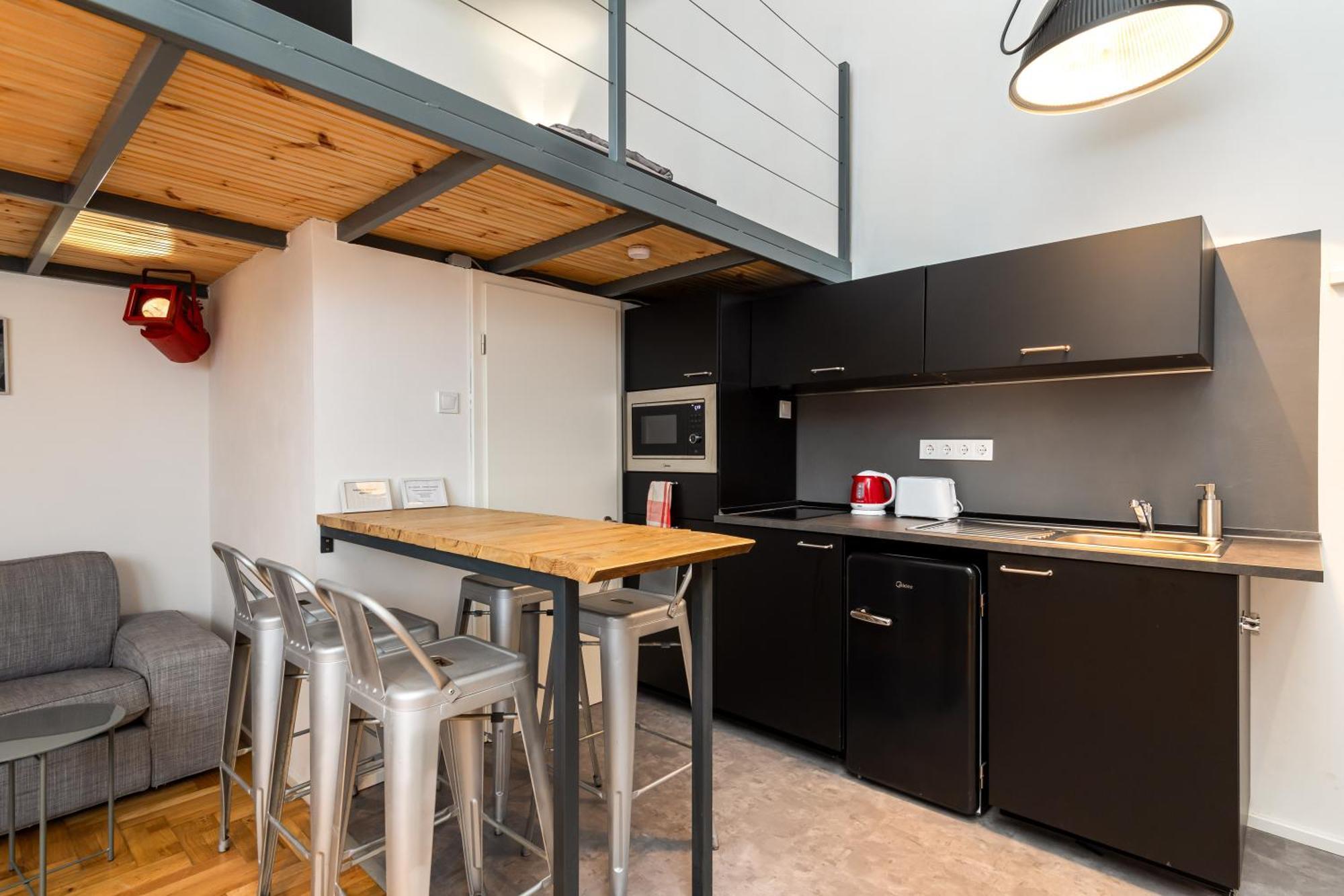 Industrial Westend Apartment Budapest